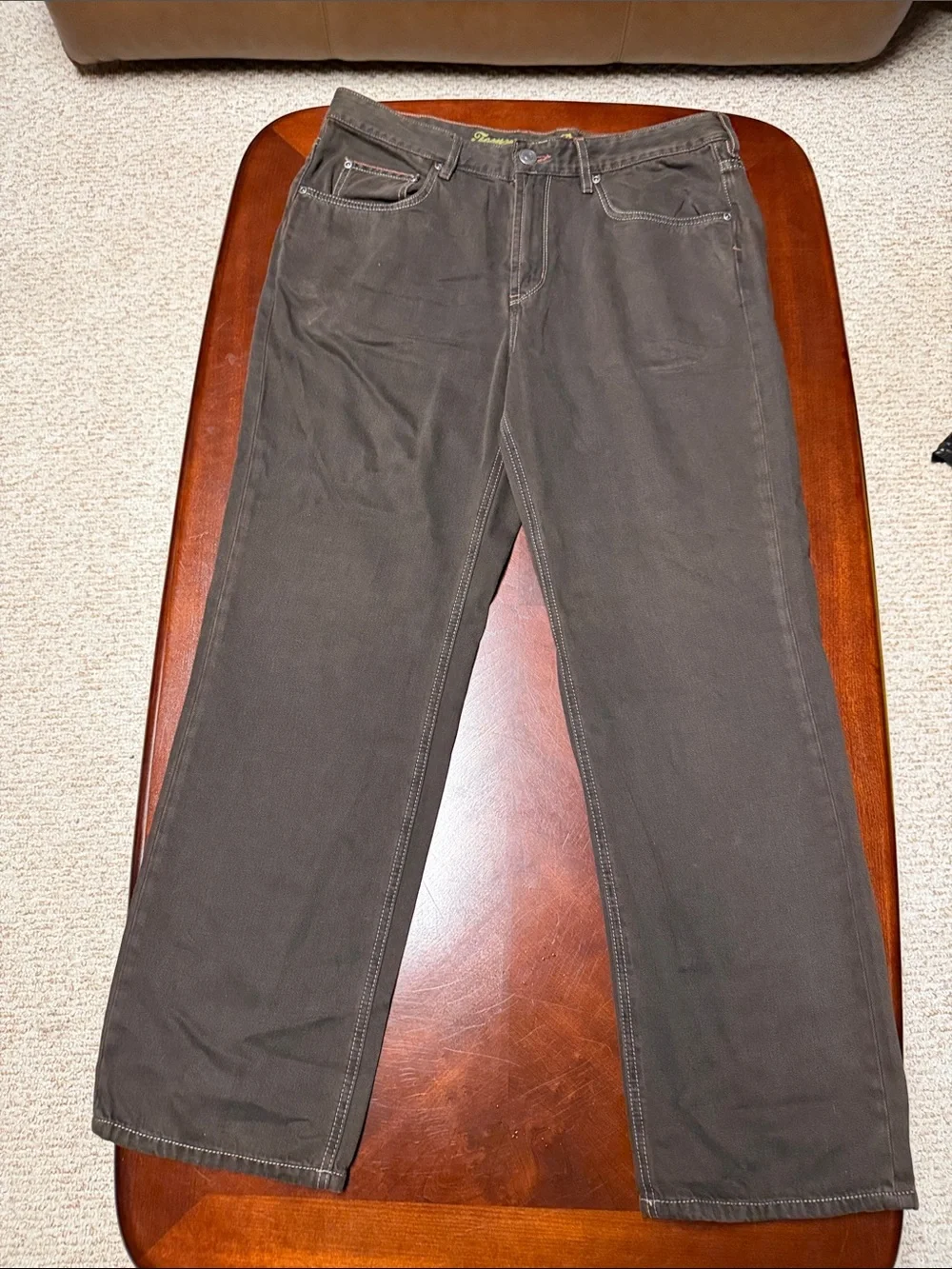 Tommy Bahama Brown Light Weight Jesns